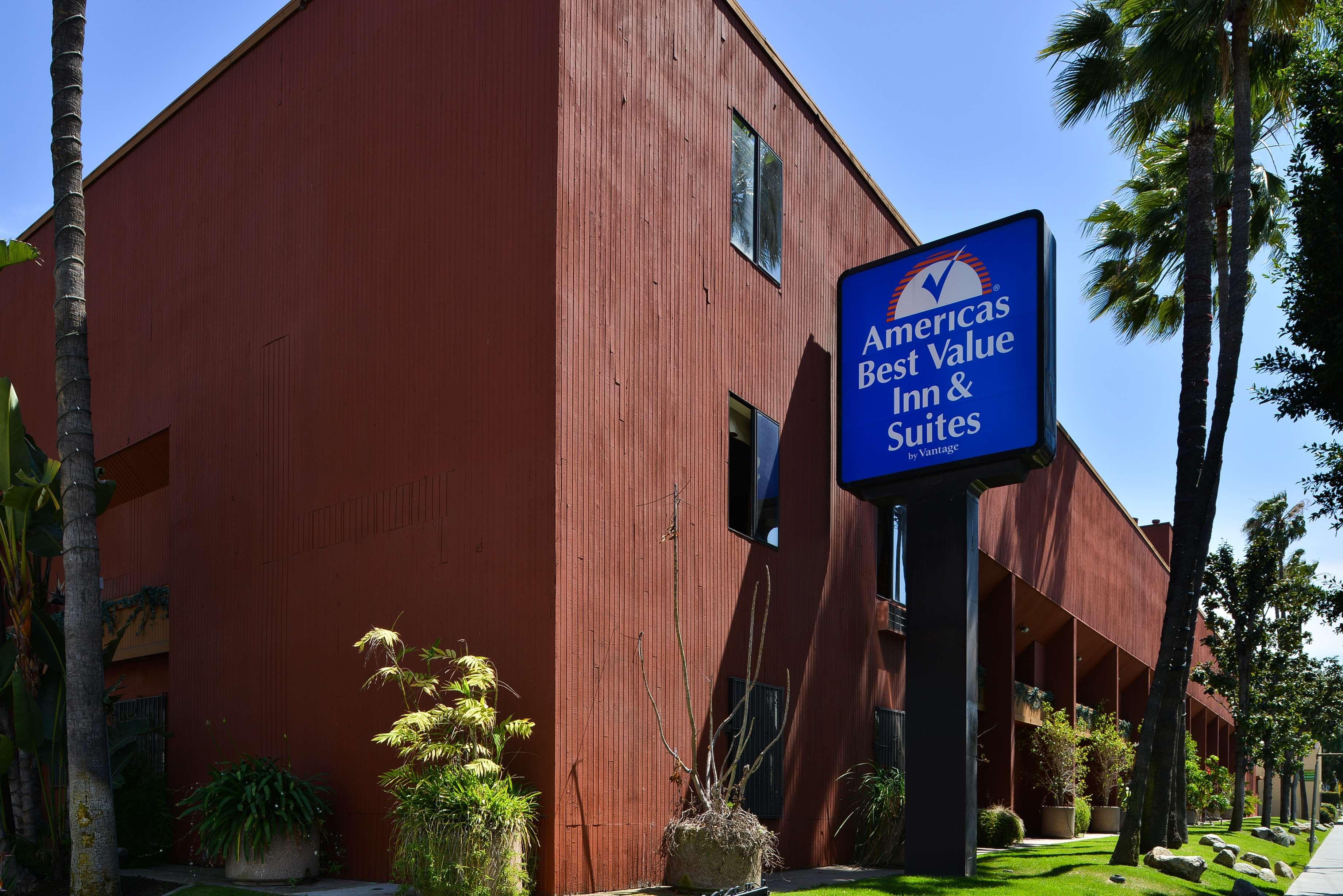 Americas Best Value Inn & Suites Los Angeles Downtown Sw Exterior photo