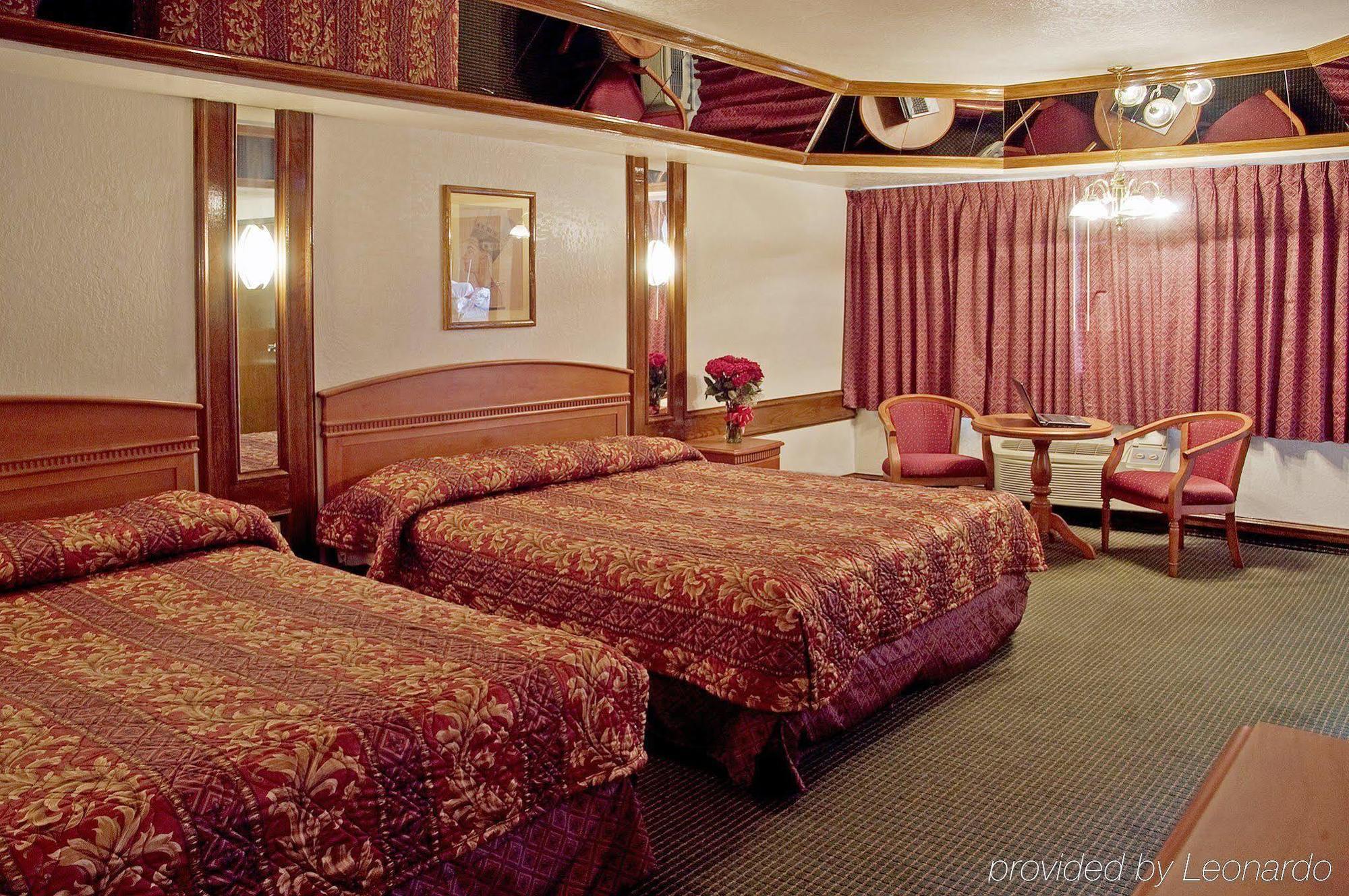 Americas Best Value Inn & Suites Los Angeles Downtown Sw Room photo